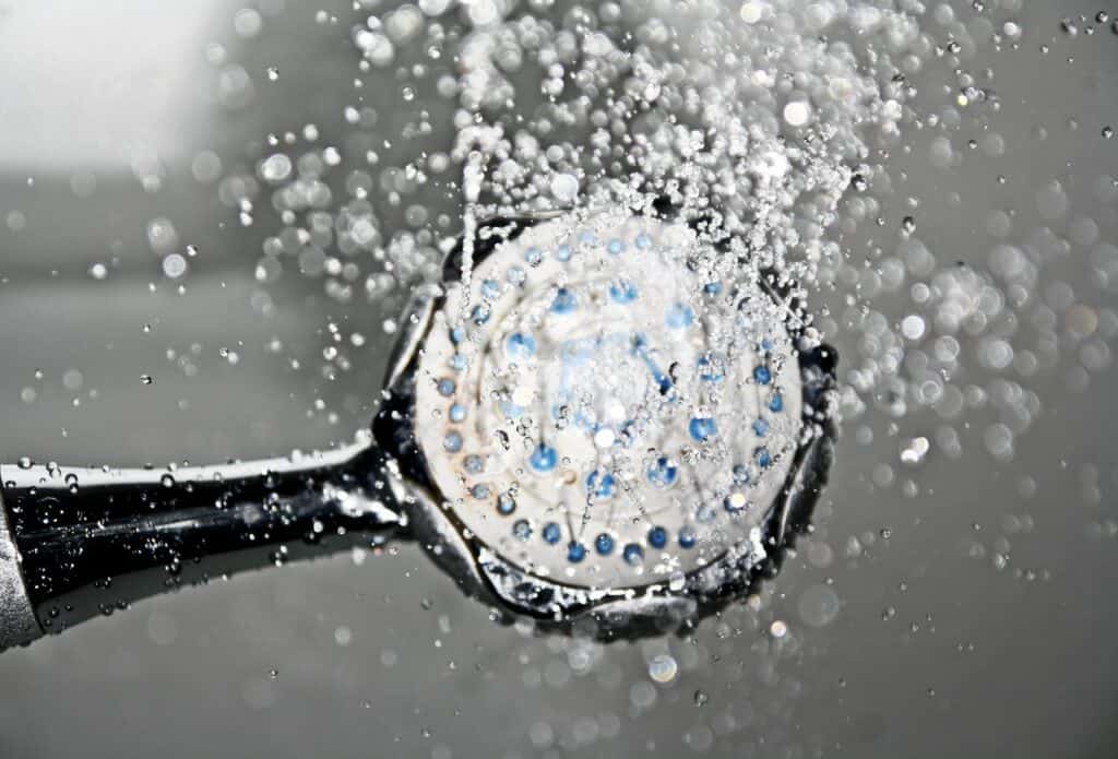 lower stress with cold showers