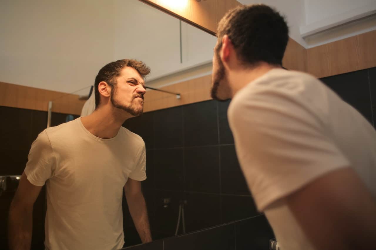 does shaving make hair grow thicker?